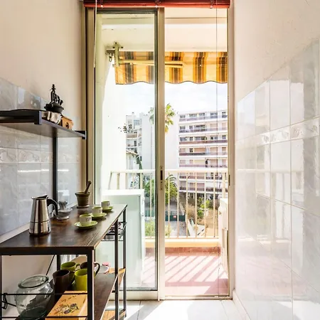 شقة 85m With Loggia Near The Sea *